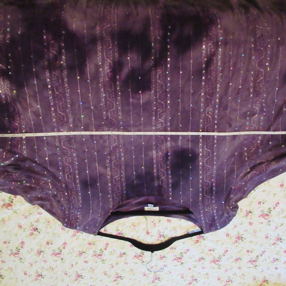 Purple AVENUE tunic top. - Picture 6 of 8